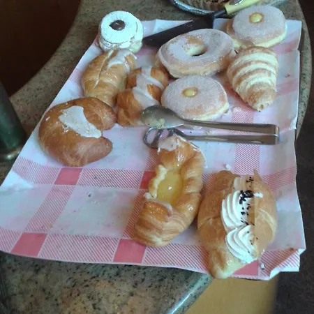 Garden Bologna מלון