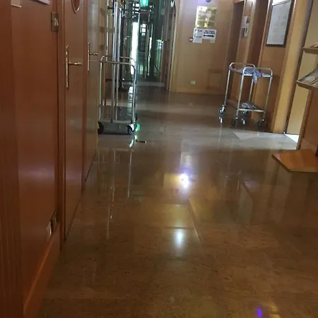 Hotell Garden Bologna 4*